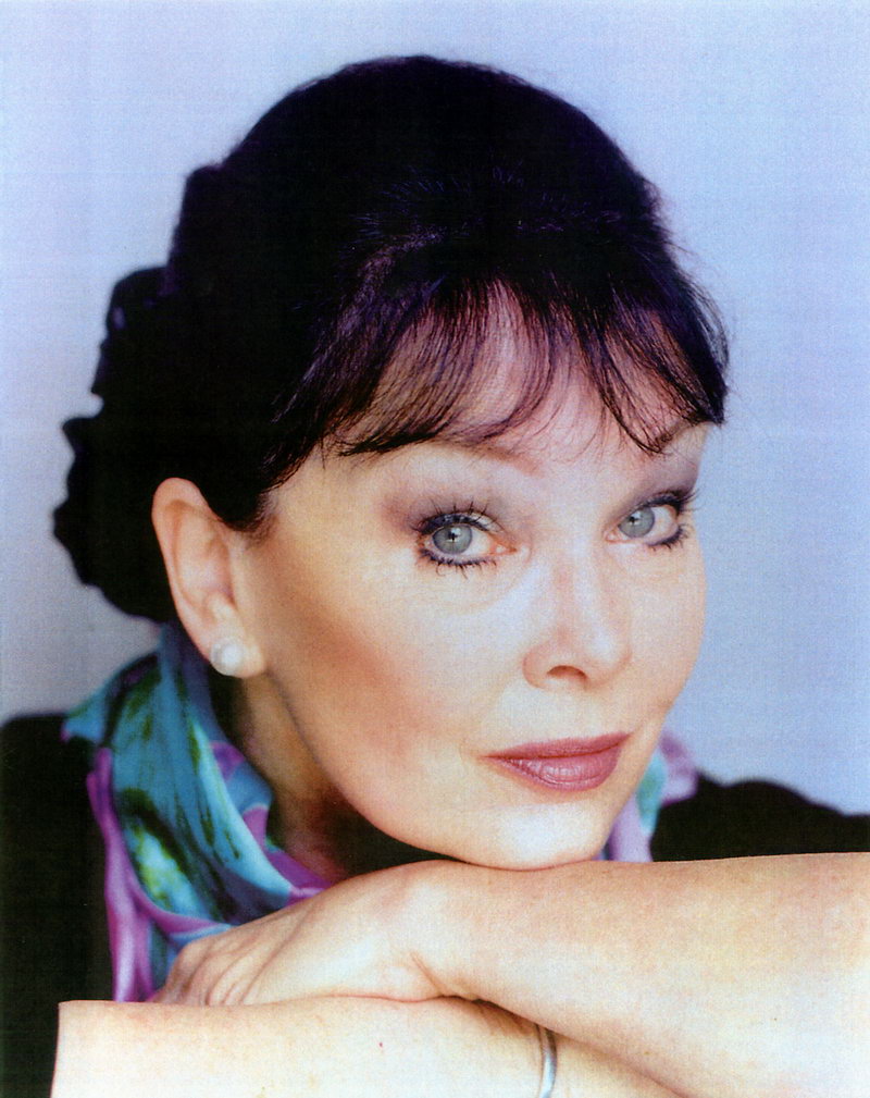 Yvonne Craig